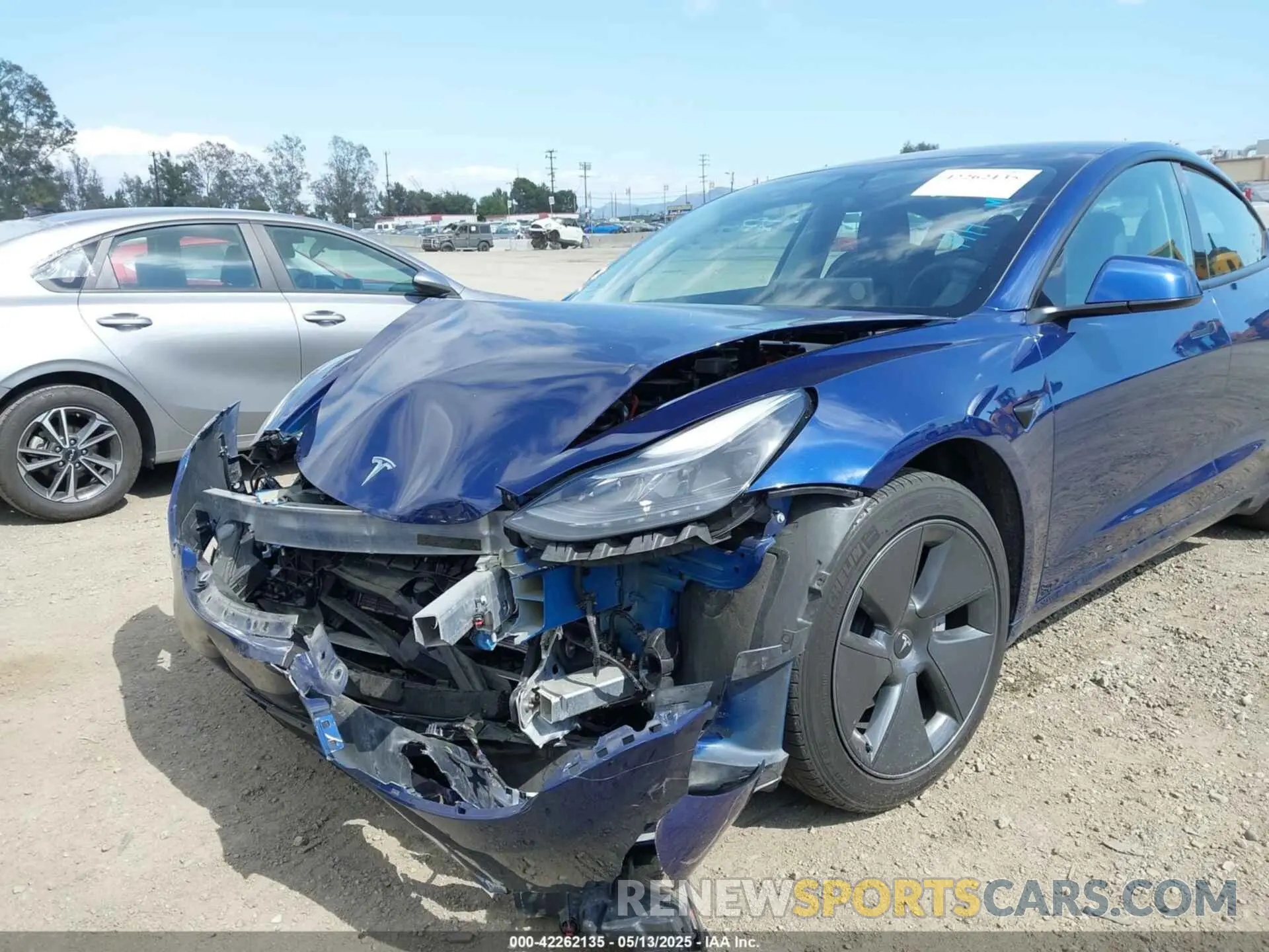 6 Photograph of a damaged car 5YJ3E1EA2MF098459 TESLA MODEL 3 2021