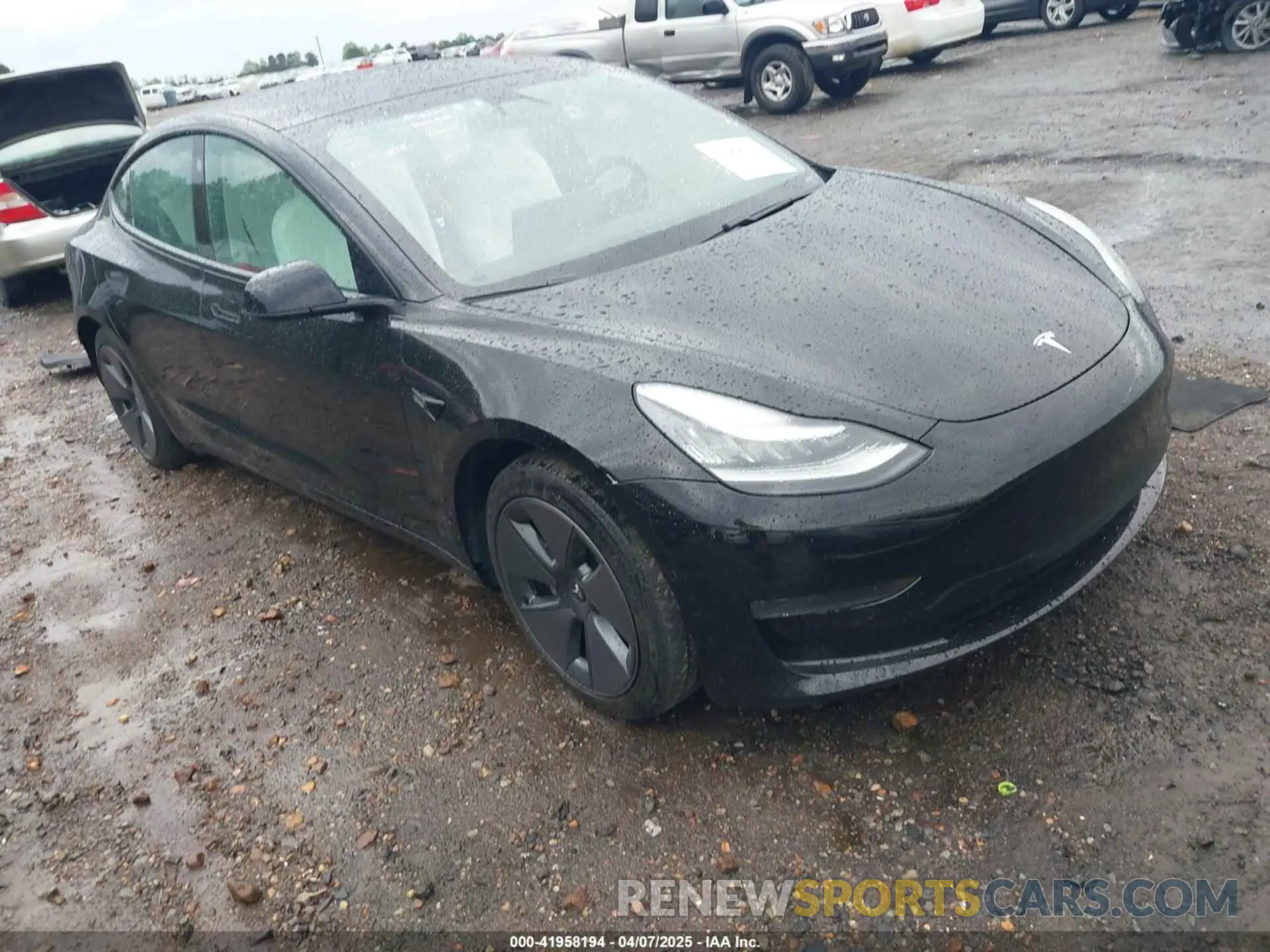 1 Photograph of a damaged car 5YJ3E1EA2MF850757 TESLA MODEL 3 2021