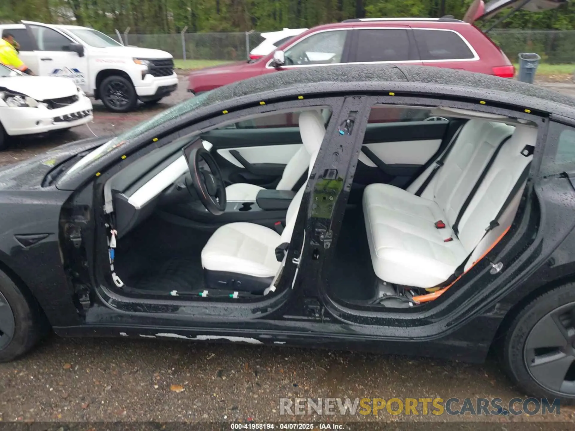 14 Photograph of a damaged car 5YJ3E1EA2MF850757 TESLA MODEL 3 2021