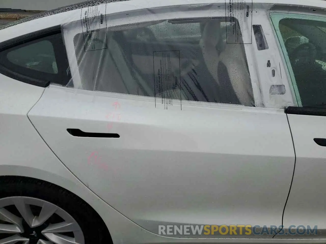 10 Photograph of a damaged car 5YJ3E1EA2MF853870 TESLA MODEL 3 2021