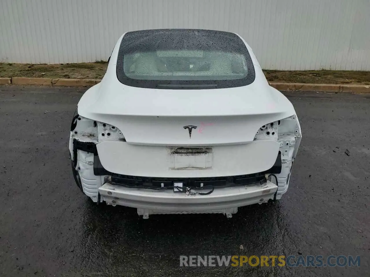 6 Photograph of a damaged car 5YJ3E1EA2MF853870 TESLA MODEL 3 2021
