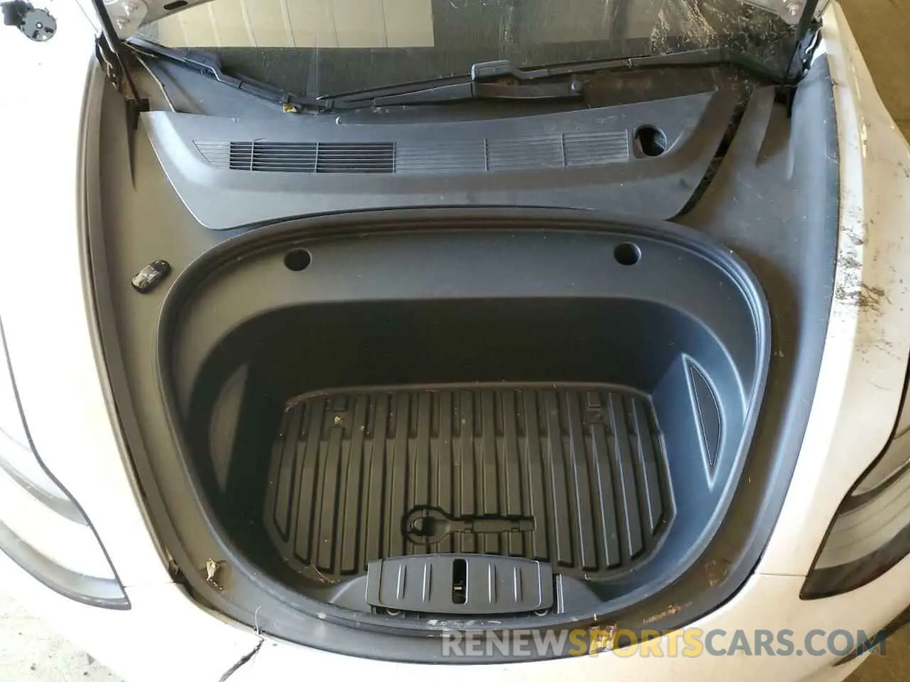 11 Photograph of a damaged car 5YJ3E1EA2MF859703 TESLA MODEL 3 2021
