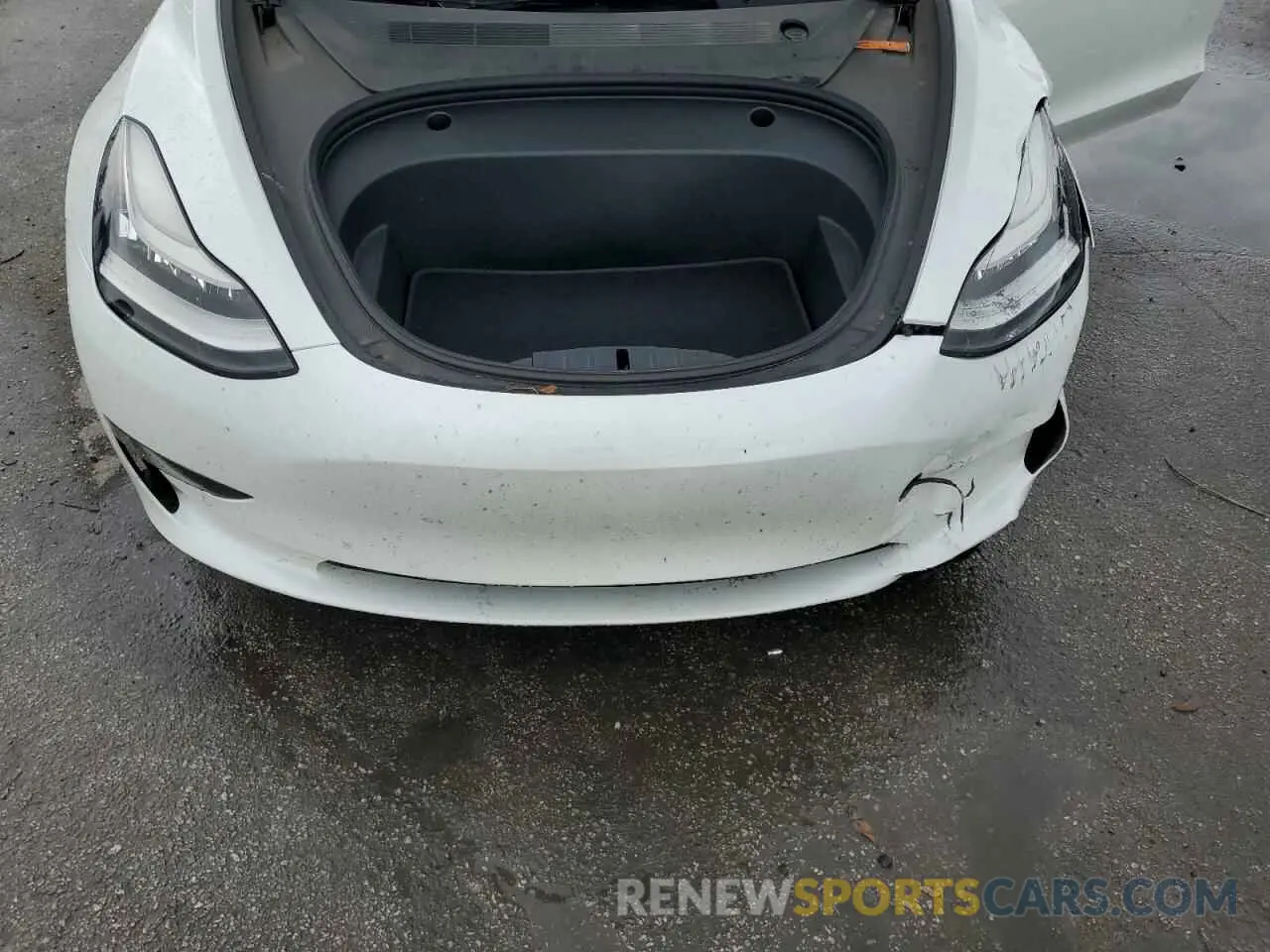 11 Photograph of a damaged car 5YJ3E1EA2MF859832 TESLA MODEL 3 2021