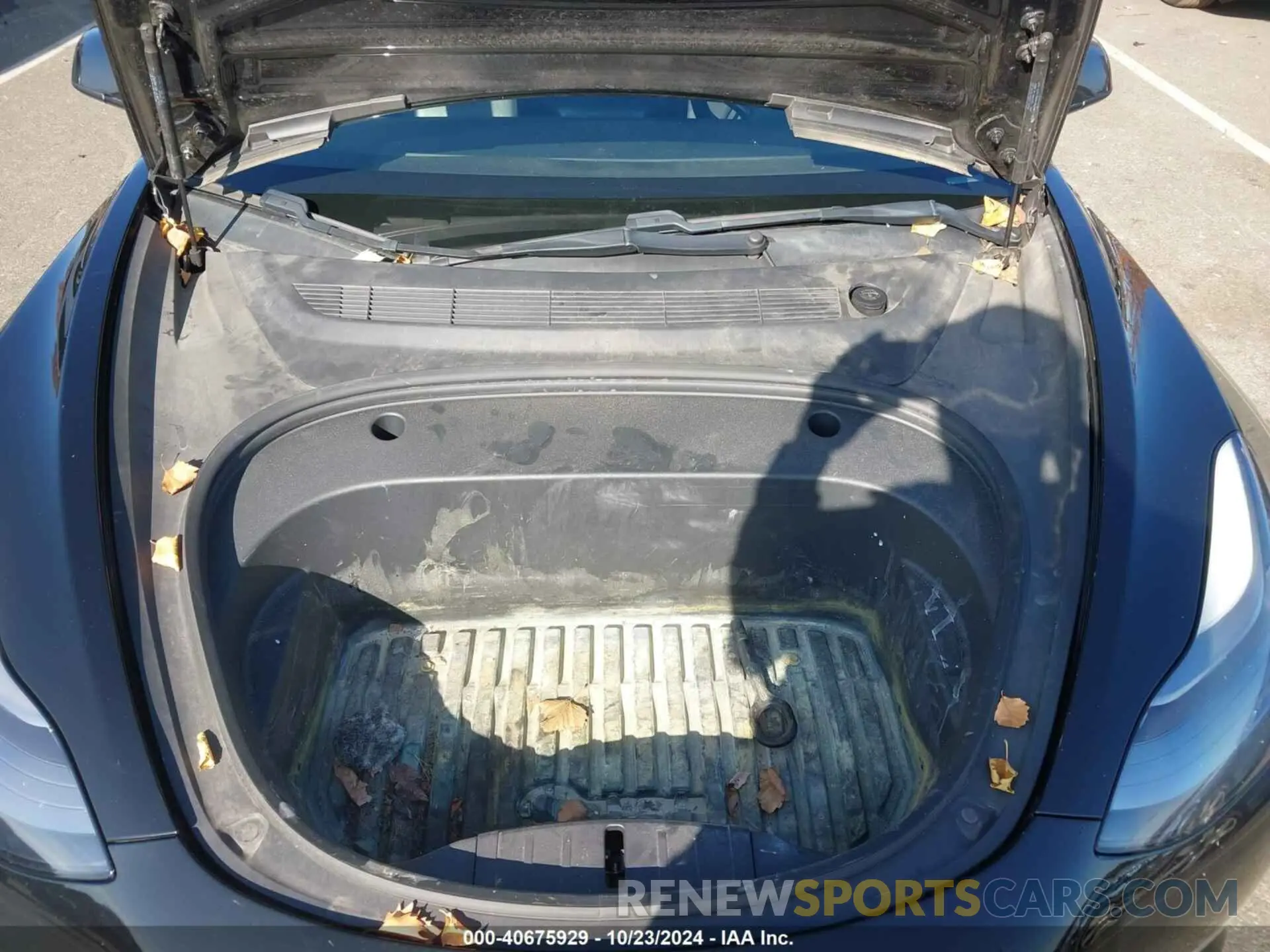 10 Photograph of a damaged car 5YJ3E1EA2MF911640 TESLA MODEL 3 2021