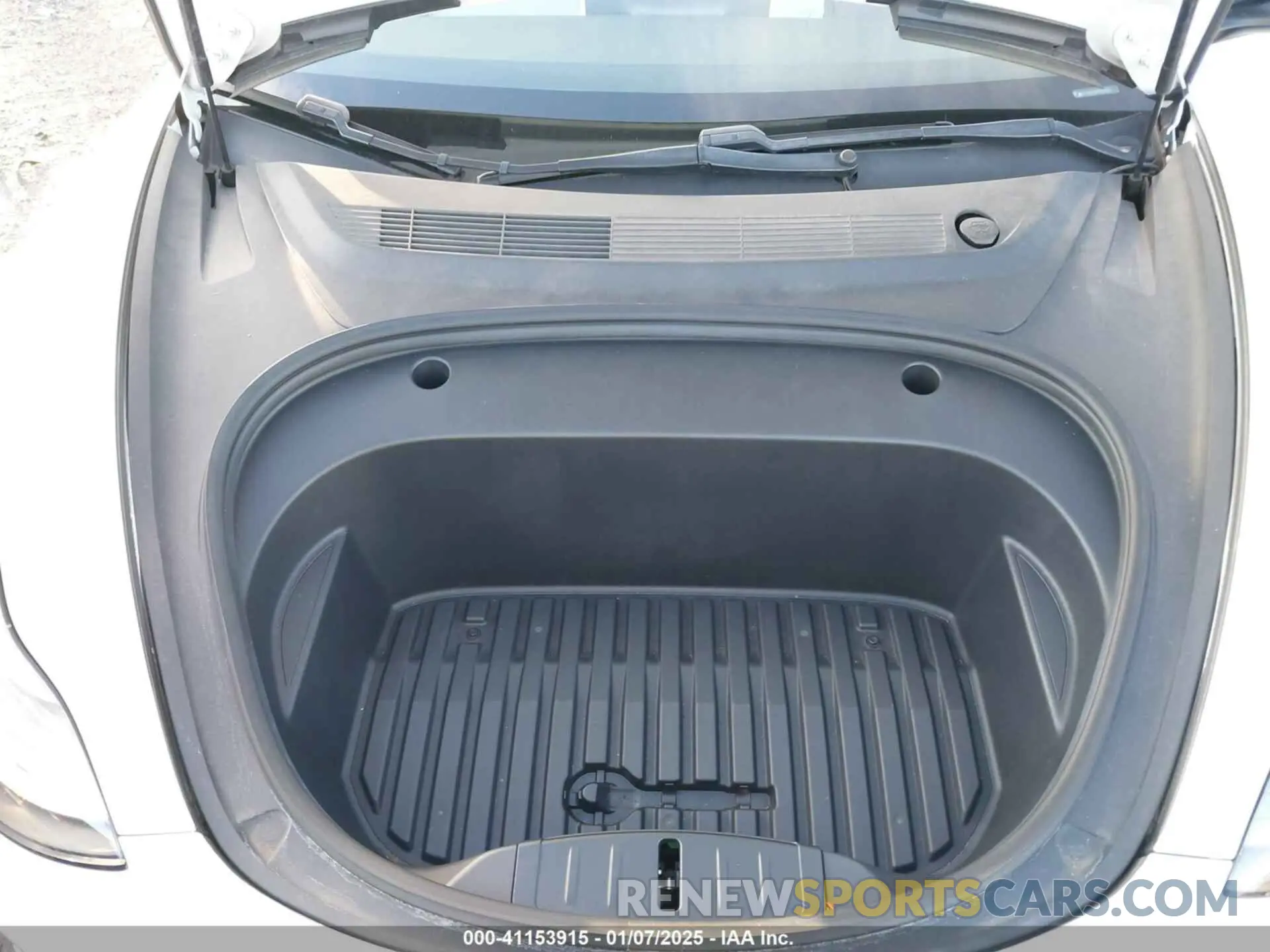 10 Photograph of a damaged car 5YJ3E1EA2MF920502 TESLA MODEL 3 2021