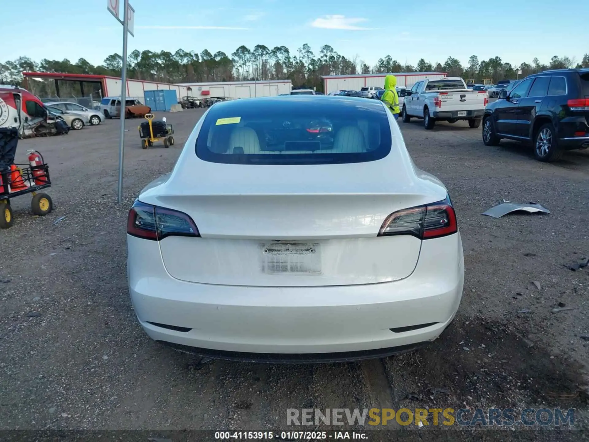 16 Photograph of a damaged car 5YJ3E1EA2MF920502 TESLA MODEL 3 2021