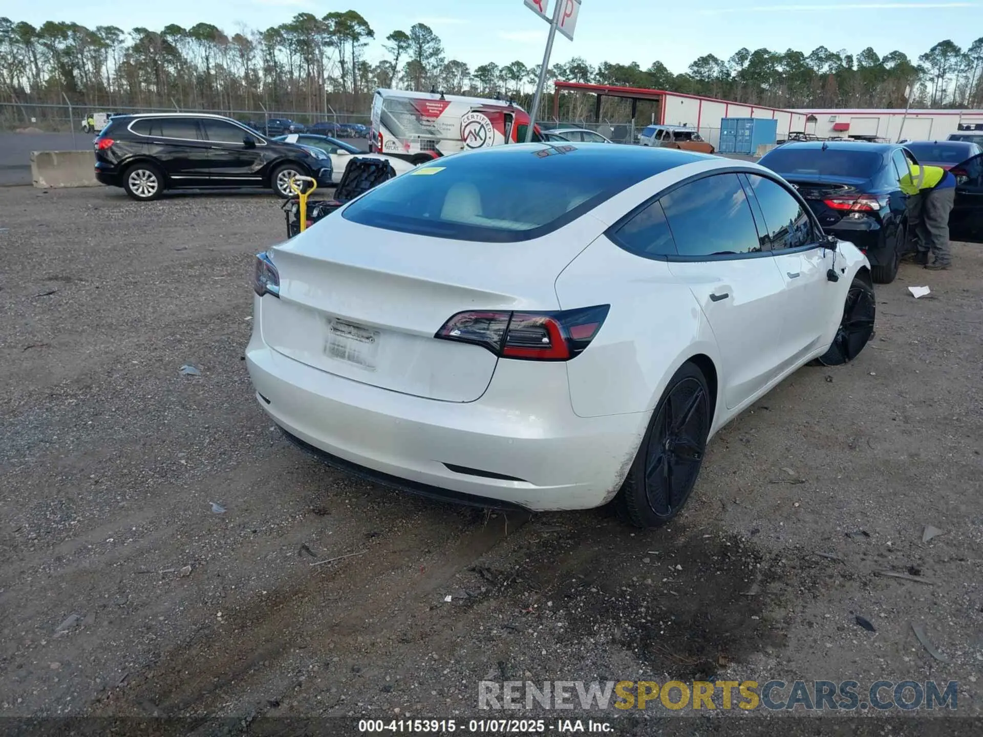 4 Photograph of a damaged car 5YJ3E1EA2MF920502 TESLA MODEL 3 2021