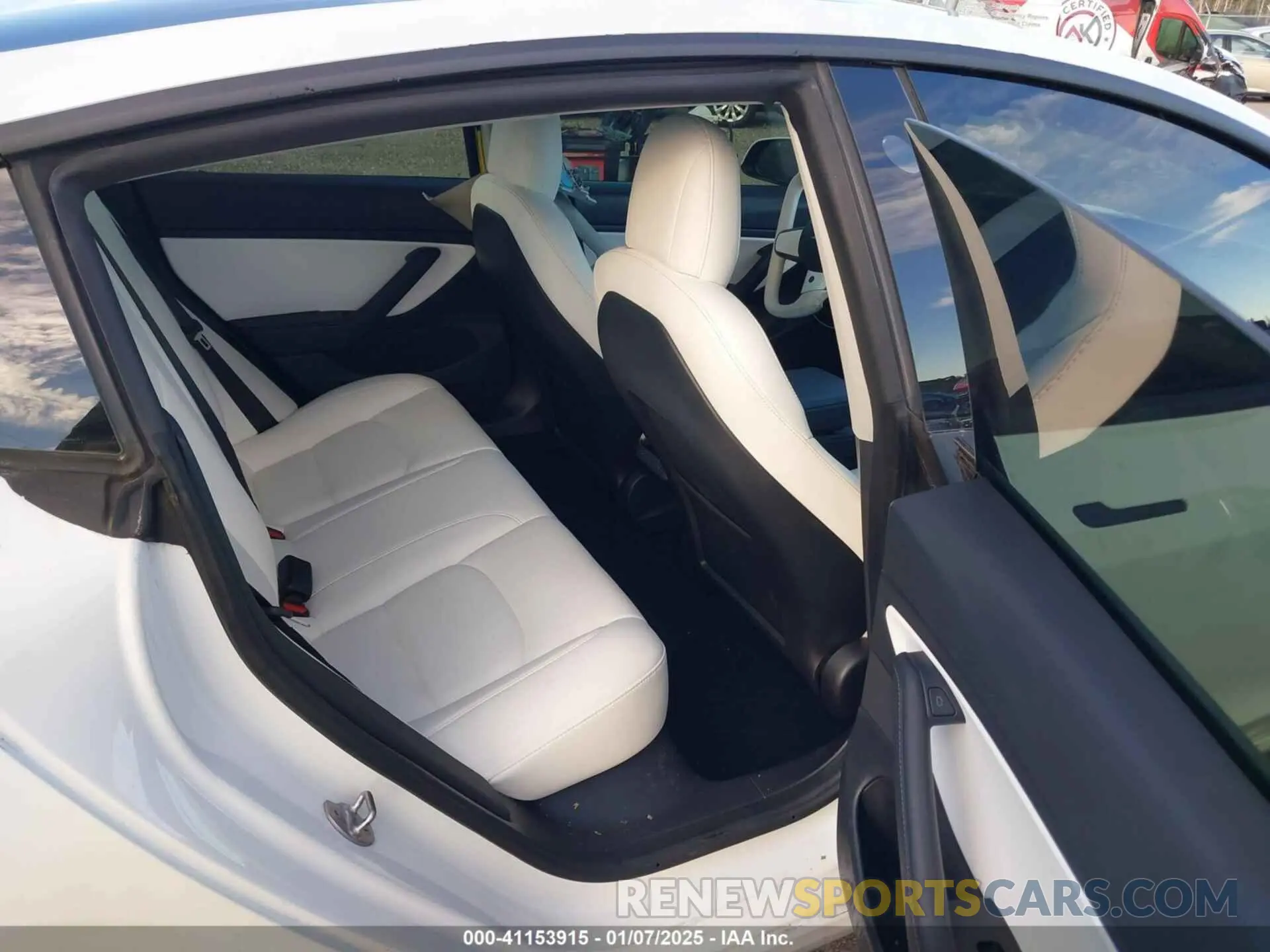 8 Photograph of a damaged car 5YJ3E1EA2MF920502 TESLA MODEL 3 2021