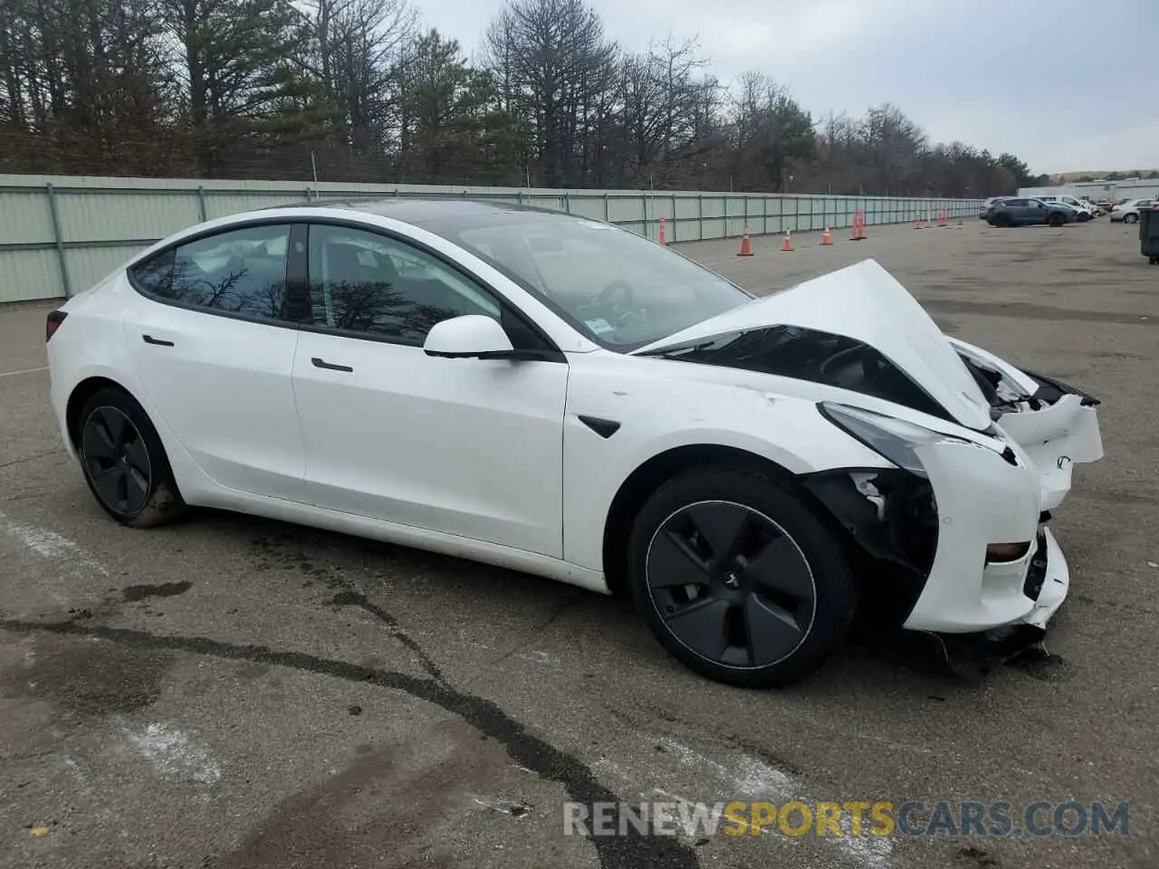 4 Фотография поврежденного автомобиля 5YJ3E1EA2MF961406 TESLA MODEL 3 2021