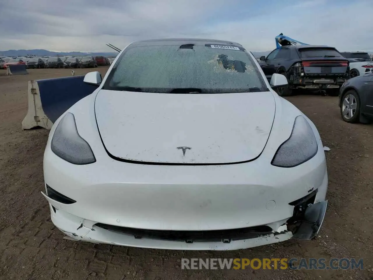 5 Photograph of a damaged car 5YJ3E1EA2MF995054 TESLA MODEL 3 2021