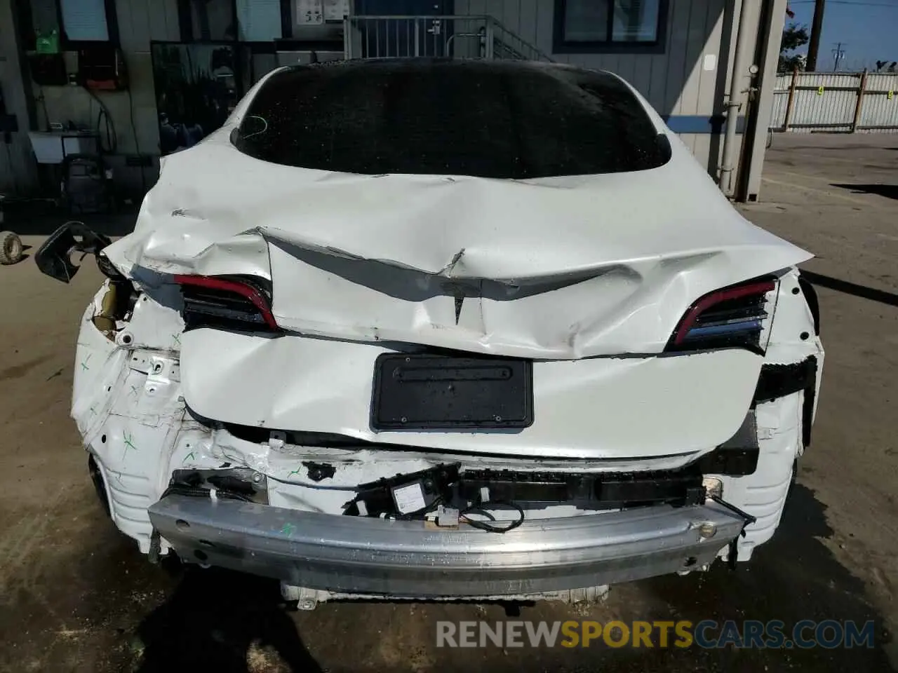 6 Photograph of a damaged car 5YJ3E1EA2MF997936 TESLA MODEL 3 2021