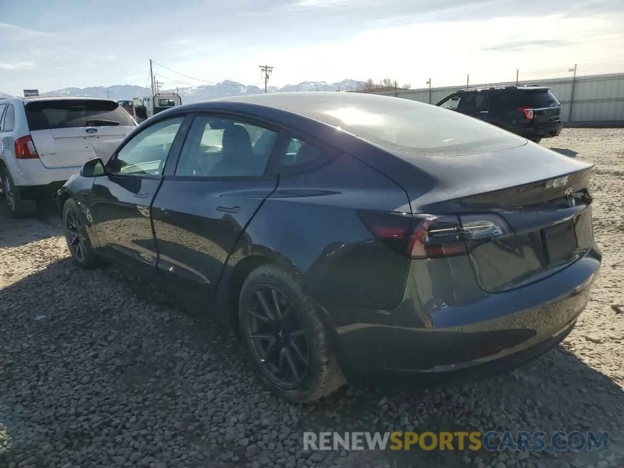 2 Фотография поврежденного автомобиля 5YJ3E1EA3MF017176 TESLA MODEL 3 2021