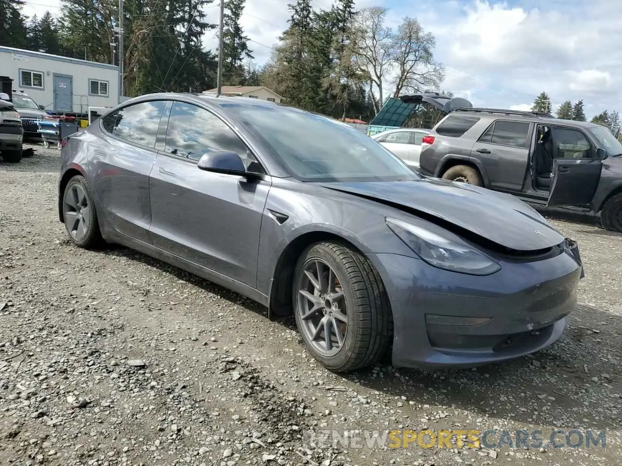 4 Photograph of a damaged car 5YJ3E1EA3MF017744 TESLA MODEL 3 2021