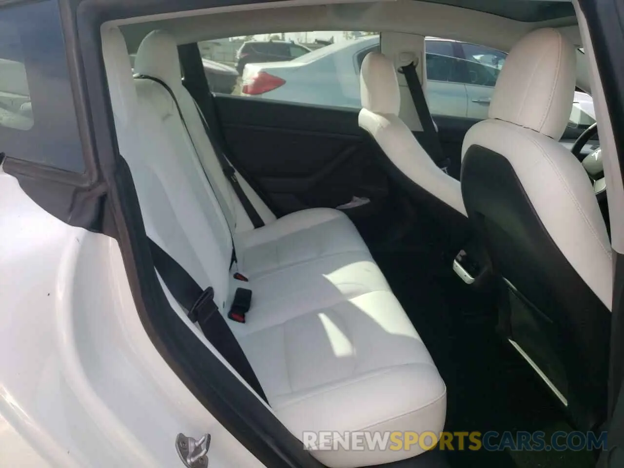 10 Photograph of a damaged car 5YJ3E1EA3MF024595 TESLA MODEL 3 2021