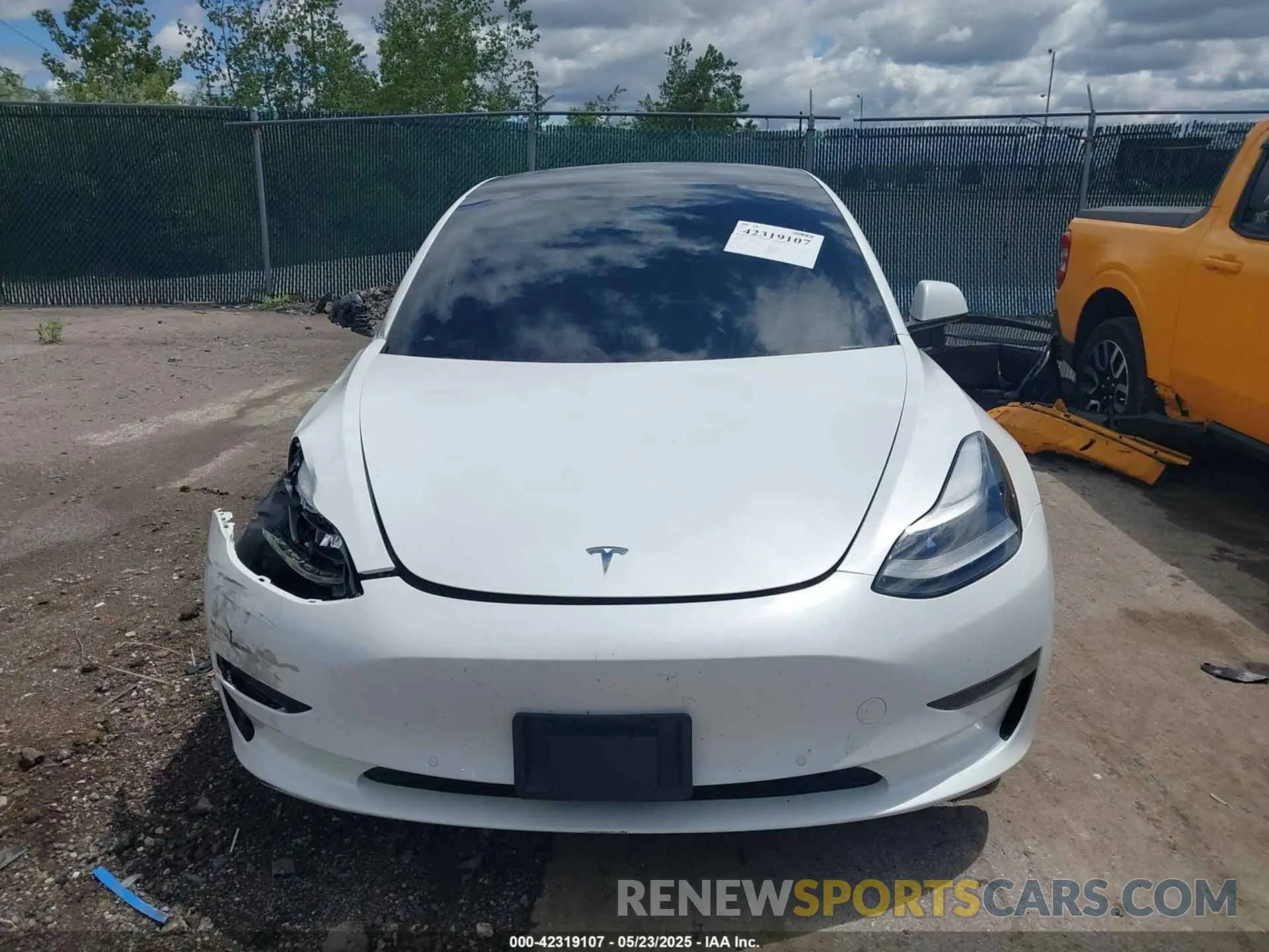 11 Photograph of a damaged car 5YJ3E1EA3MF060027 TESLA MODEL 3 2021