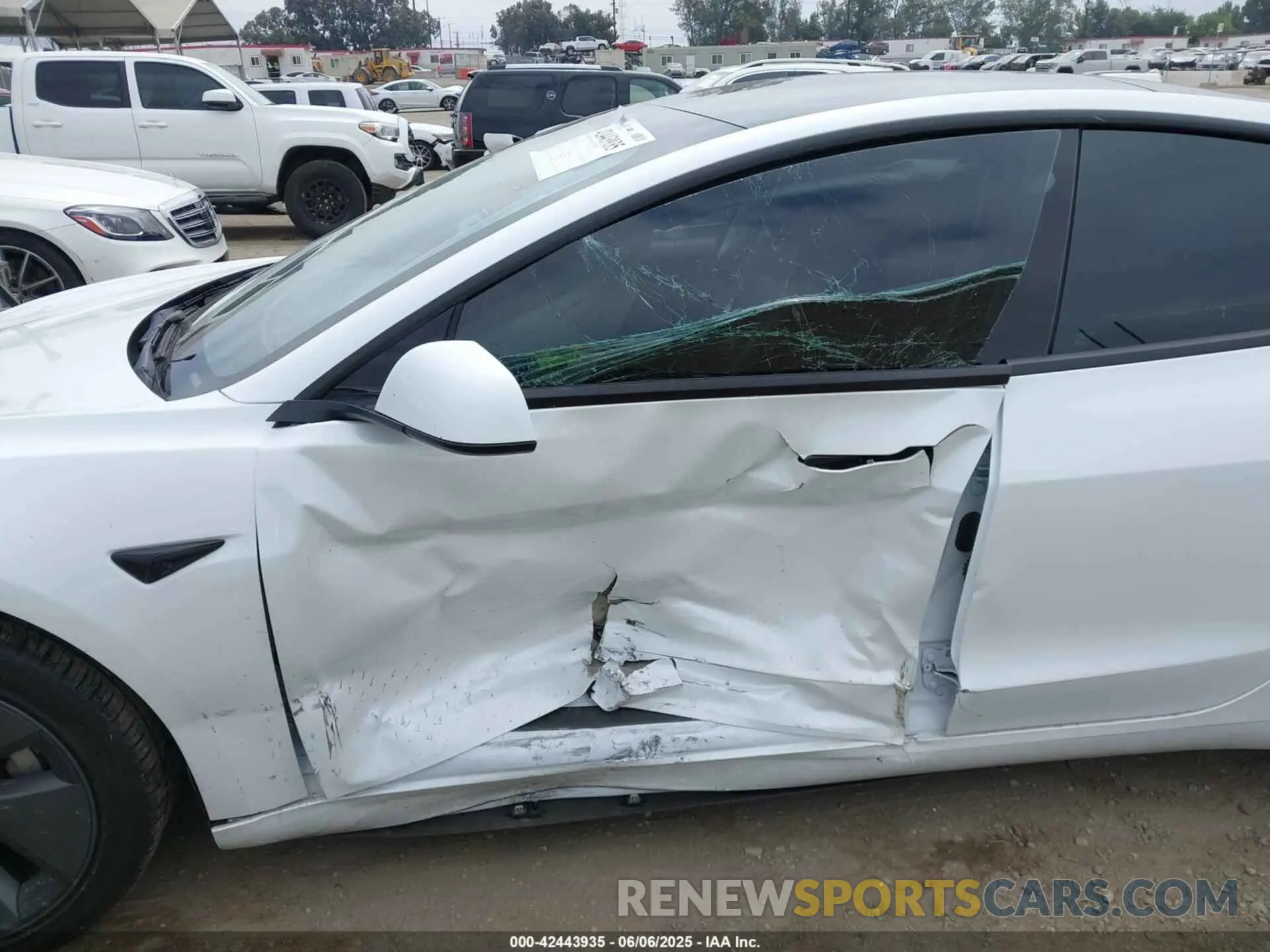 6 Фотография поврежденного автомобиля 5YJ3E1EA3MF072520 TESLA MODEL 3 2021