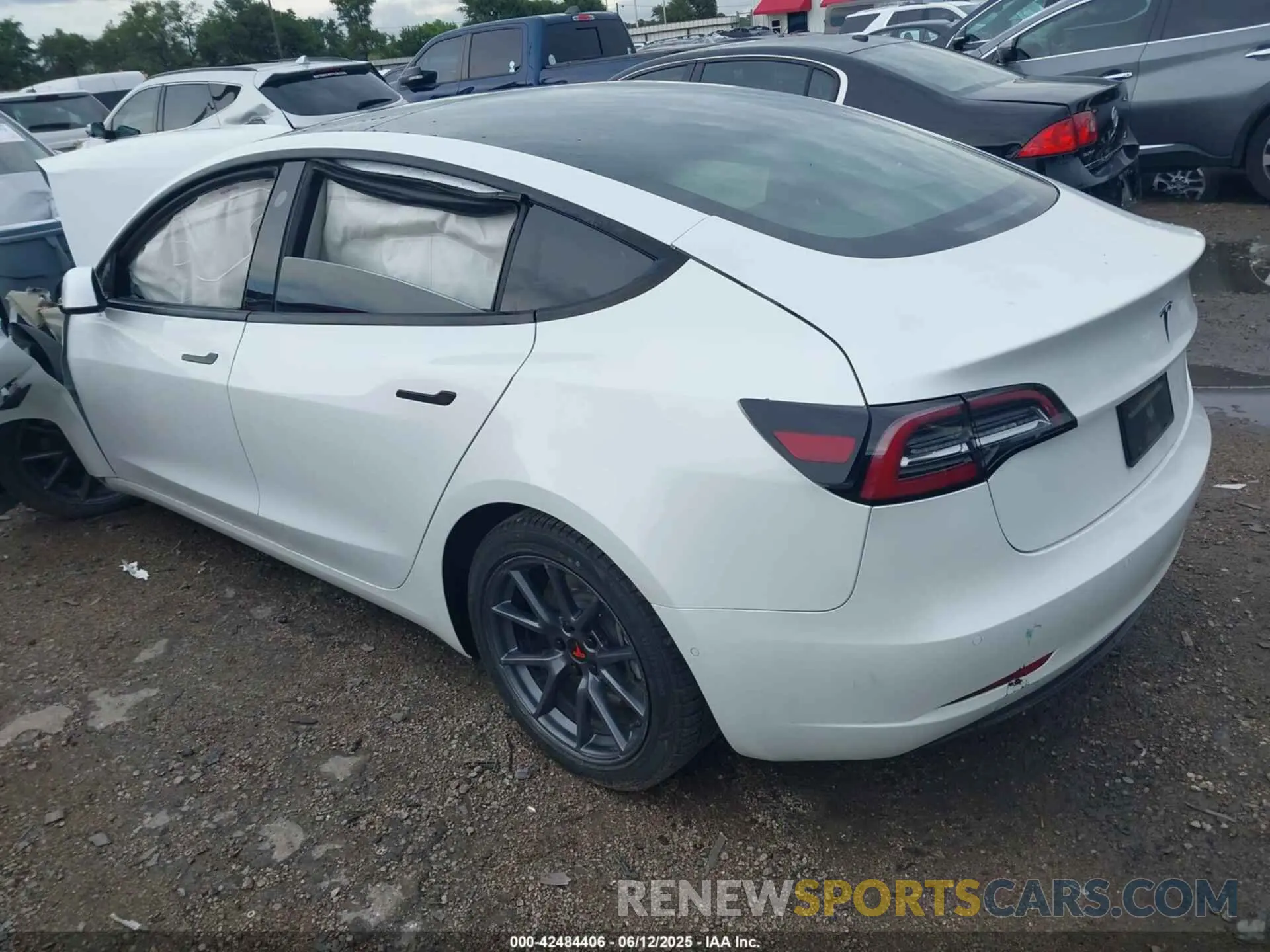 3 Фотография поврежденного автомобиля 5YJ3E1EA3MF090368 TESLA MODEL 3 2021