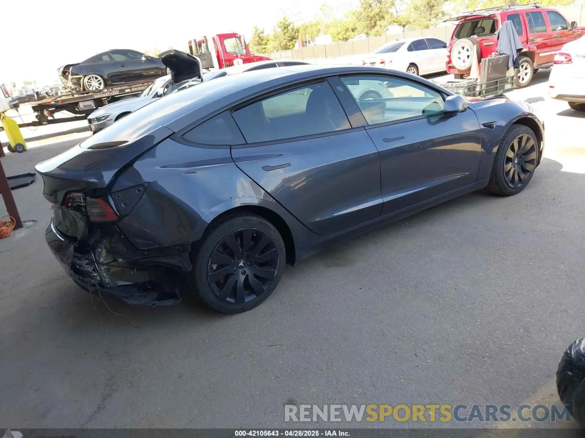 4 Photograph of a damaged car 5YJ3E1EA3MF877790 TESLA MODEL 3 2021