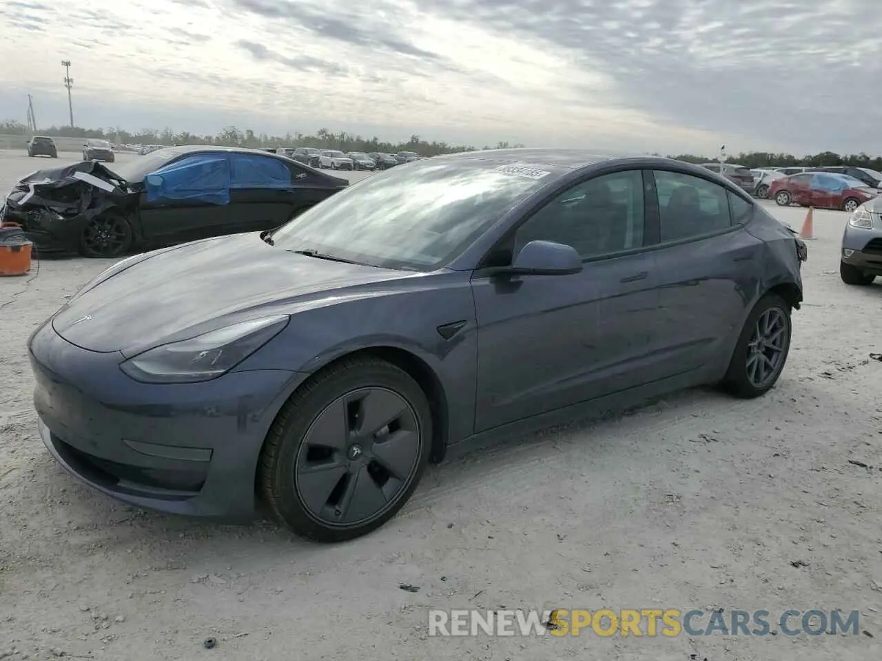 1 Photograph of a damaged car 5YJ3E1EA3MF907256 TESLA MODEL 3 2021