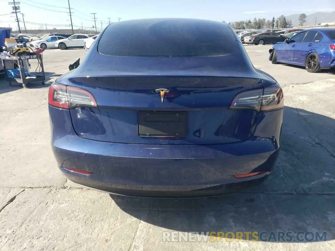 6 Photograph of a damaged car 5YJ3E1EA3MF940175 TESLA MODEL 3 2021