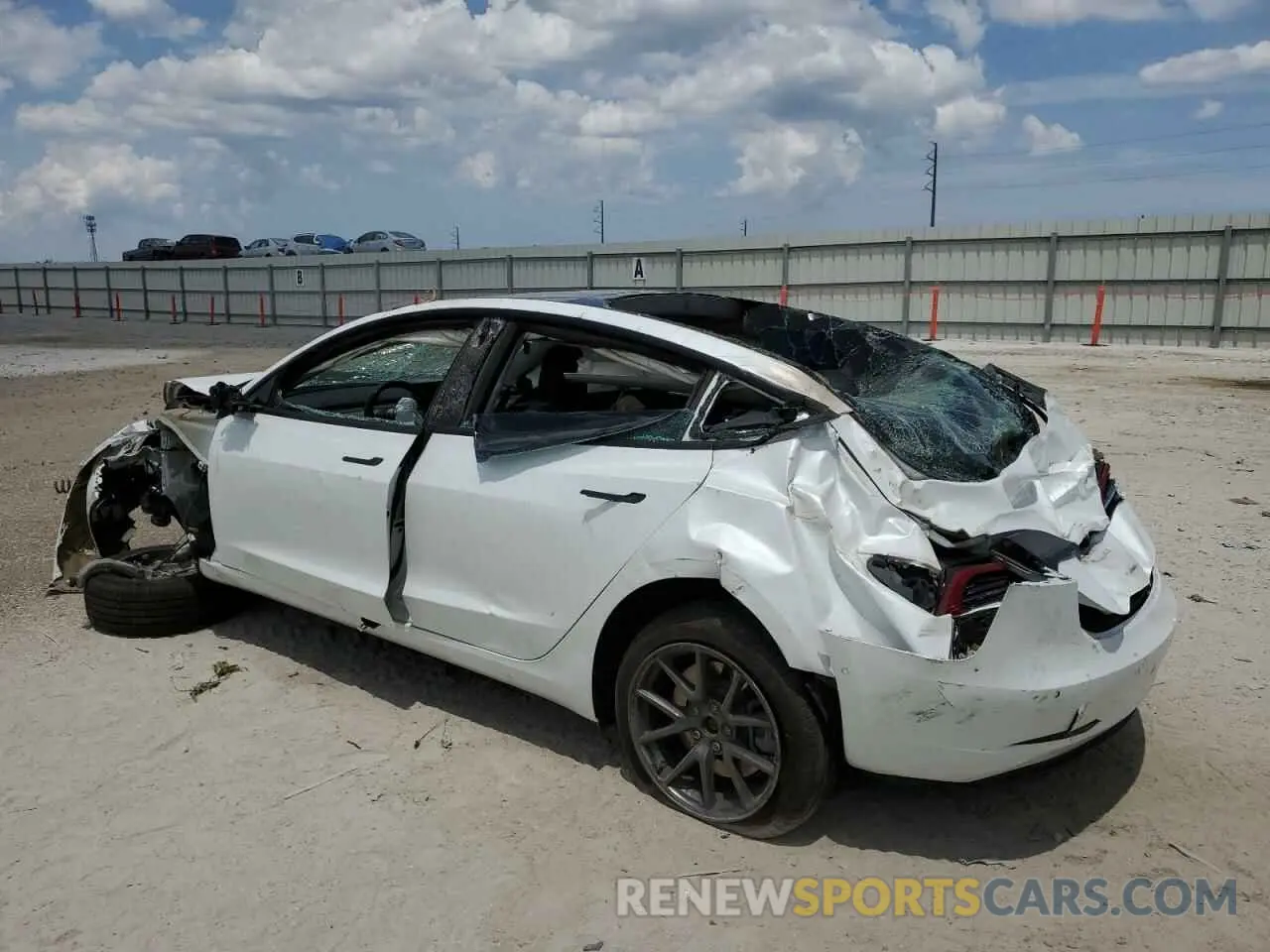 2 Фотография поврежденного автомобиля 5YJ3E1EA3MF976870 TESLA MODEL 3 2021