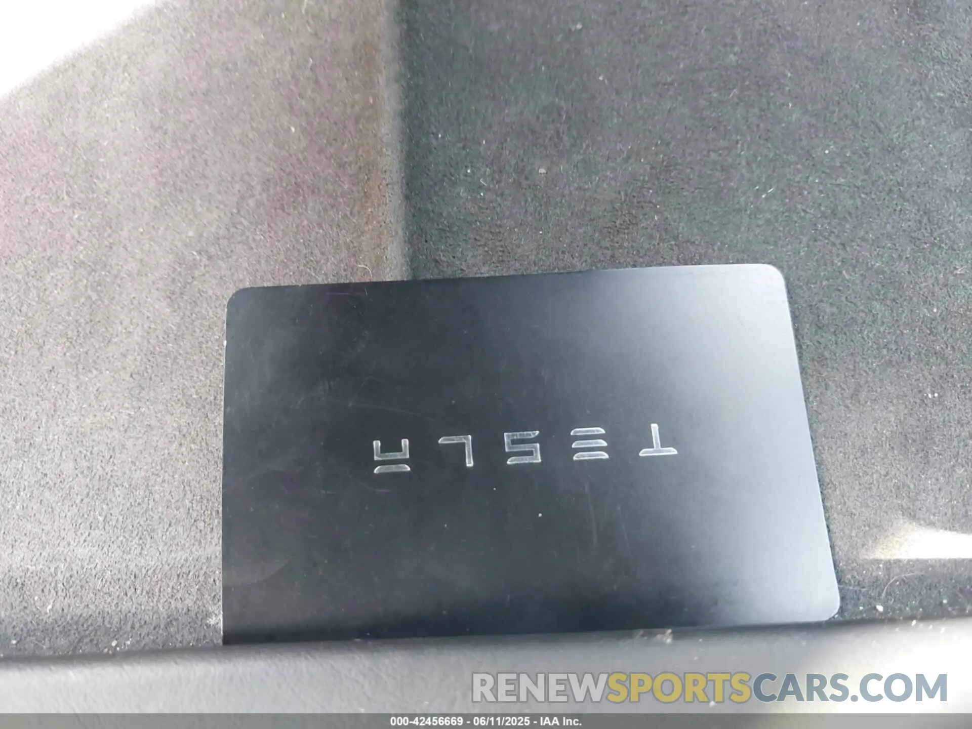 11 Фотография поврежденного автомобиля 5YJ3E1EA4MF043432 TESLA MODEL 3 2021