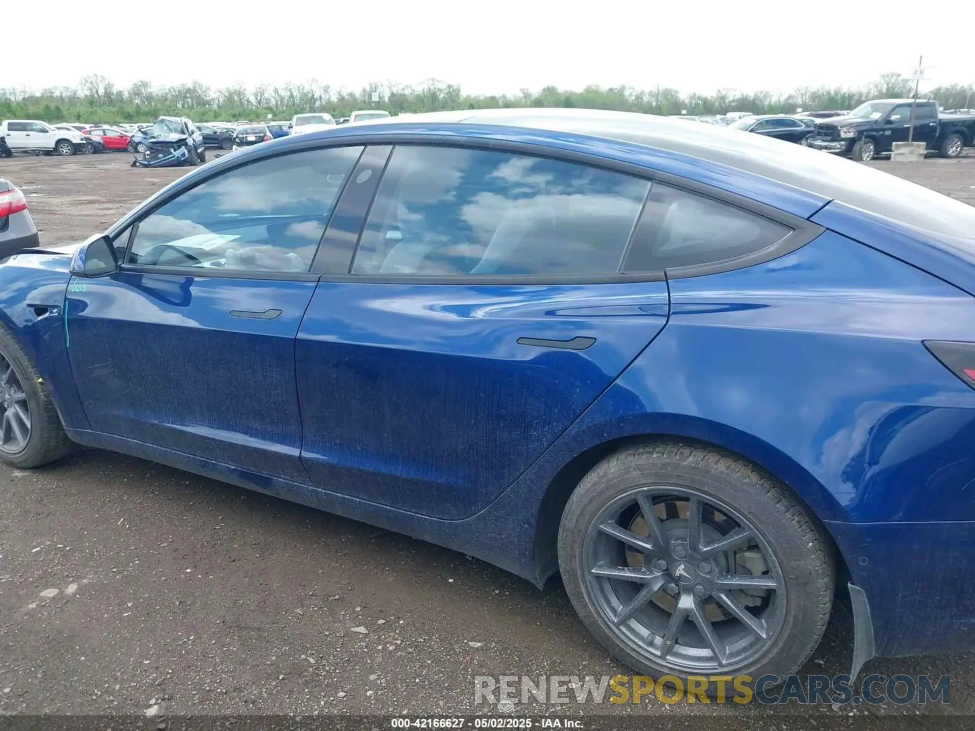 15 Фотография поврежденного автомобиля 5YJ3E1EA4MF088550 TESLA MODEL 3 2021