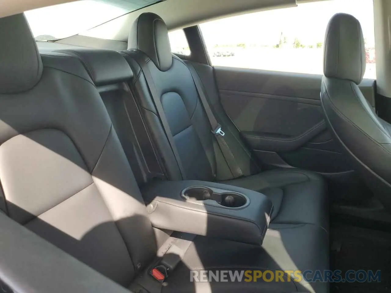 10 Photograph of a damaged car 5YJ3E1EA4MF838500 TESLA MODEL 3 2021