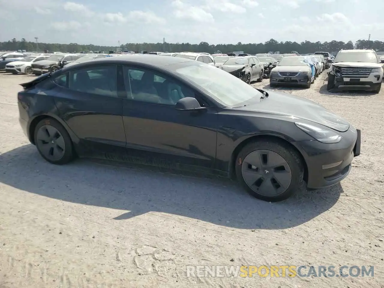 4 Фотография поврежденного автомобиля 5YJ3E1EA4MF877717 TESLA MODEL 3 2021