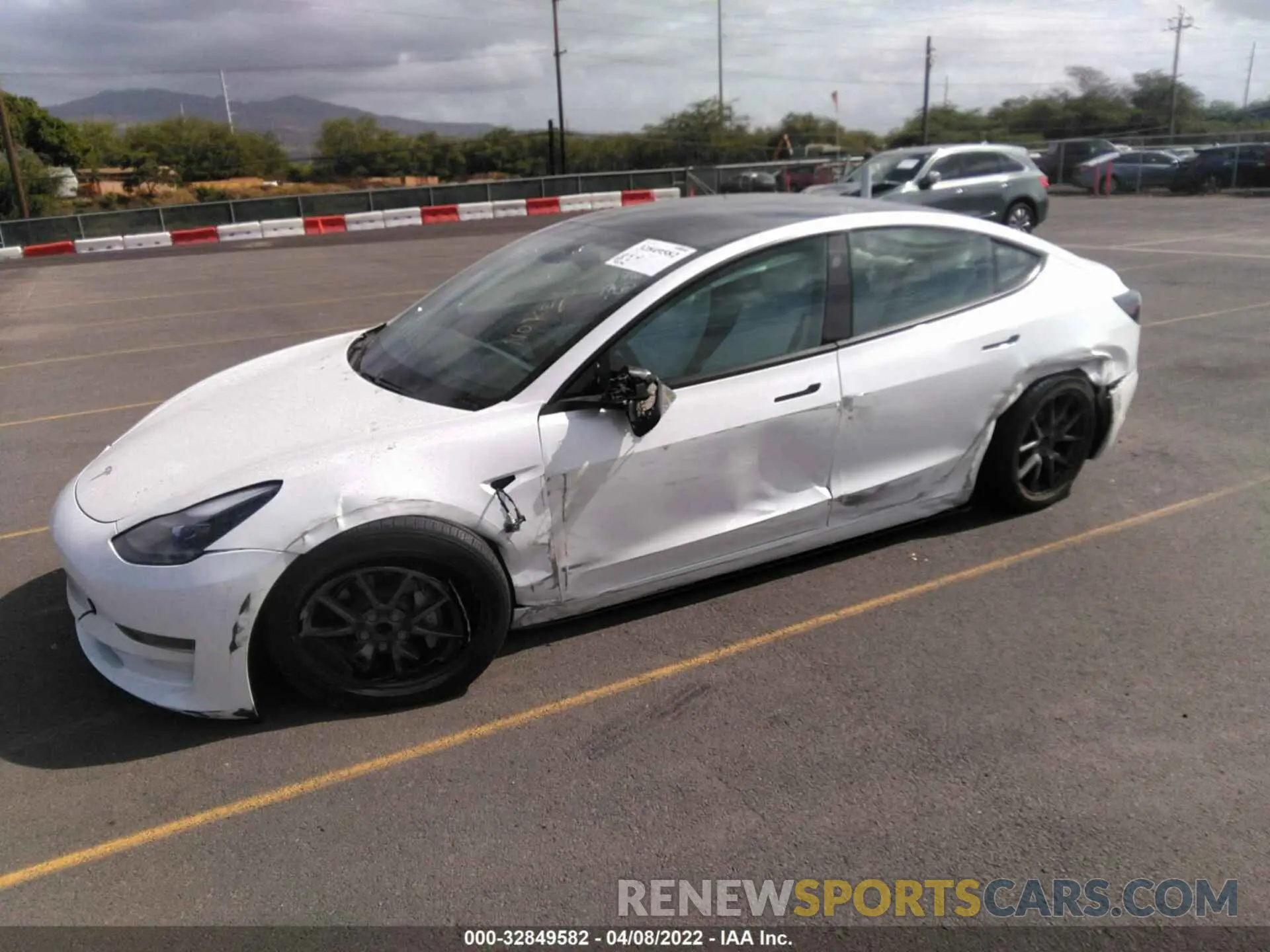 6 Photograph of a damaged car 5YJ3E1EA4MF908562 TESLA MODEL 3 2021