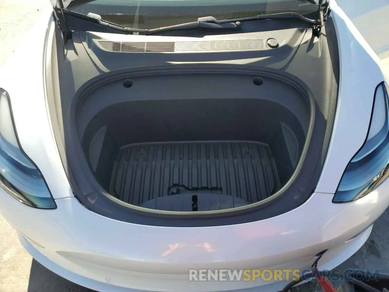 11 Photograph of a damaged car 5YJ3E1EA4MF911591 TESLA MODEL 3 2021