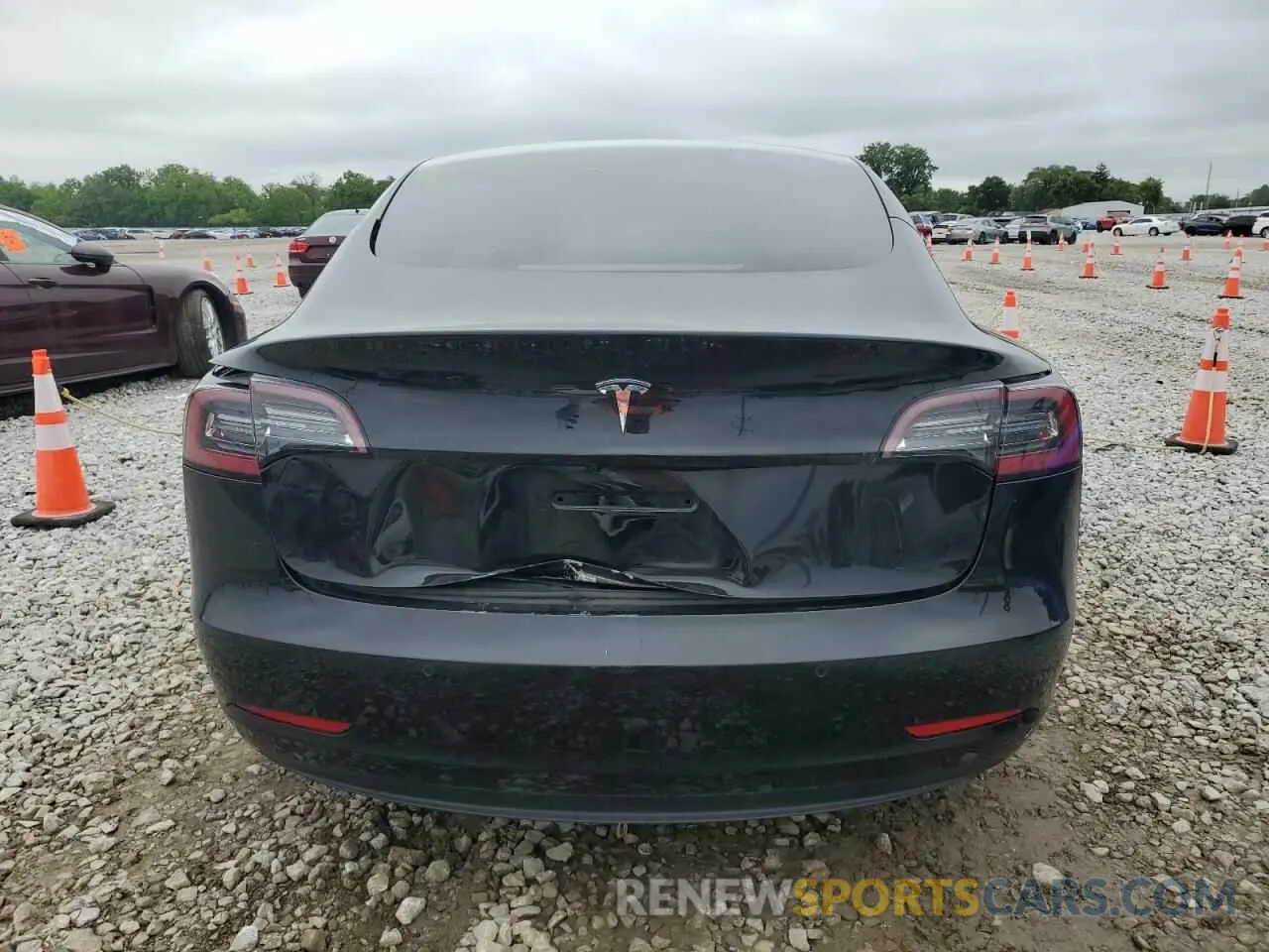 6 Photograph of a damaged car 5YJ3E1EA4MF917357 TESLA MODEL 3 2021