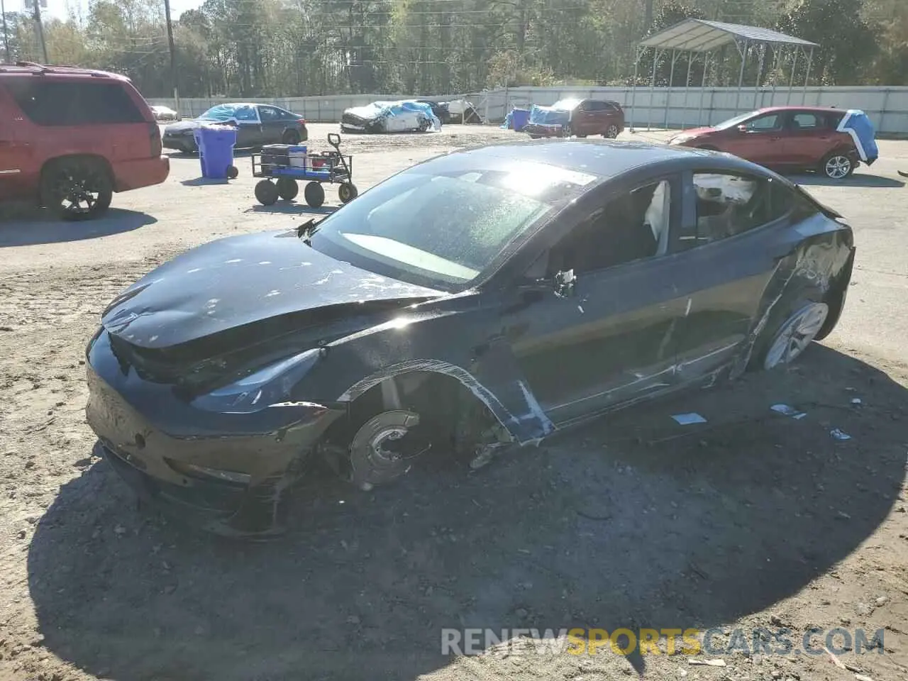 1 Photograph of a damaged car 5YJ3E1EA4MF920047 TESLA MODEL 3 2021