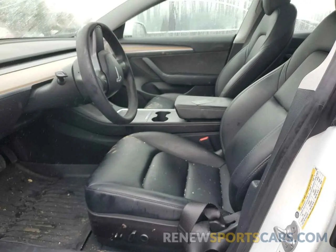 7 Photograph of a damaged car 5YJ3E1EA4MF989093 TESLA MODEL 3 2021