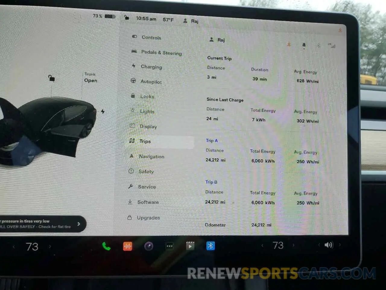 9 Photograph of a damaged car 5YJ3E1EA4MF989093 TESLA MODEL 3 2021