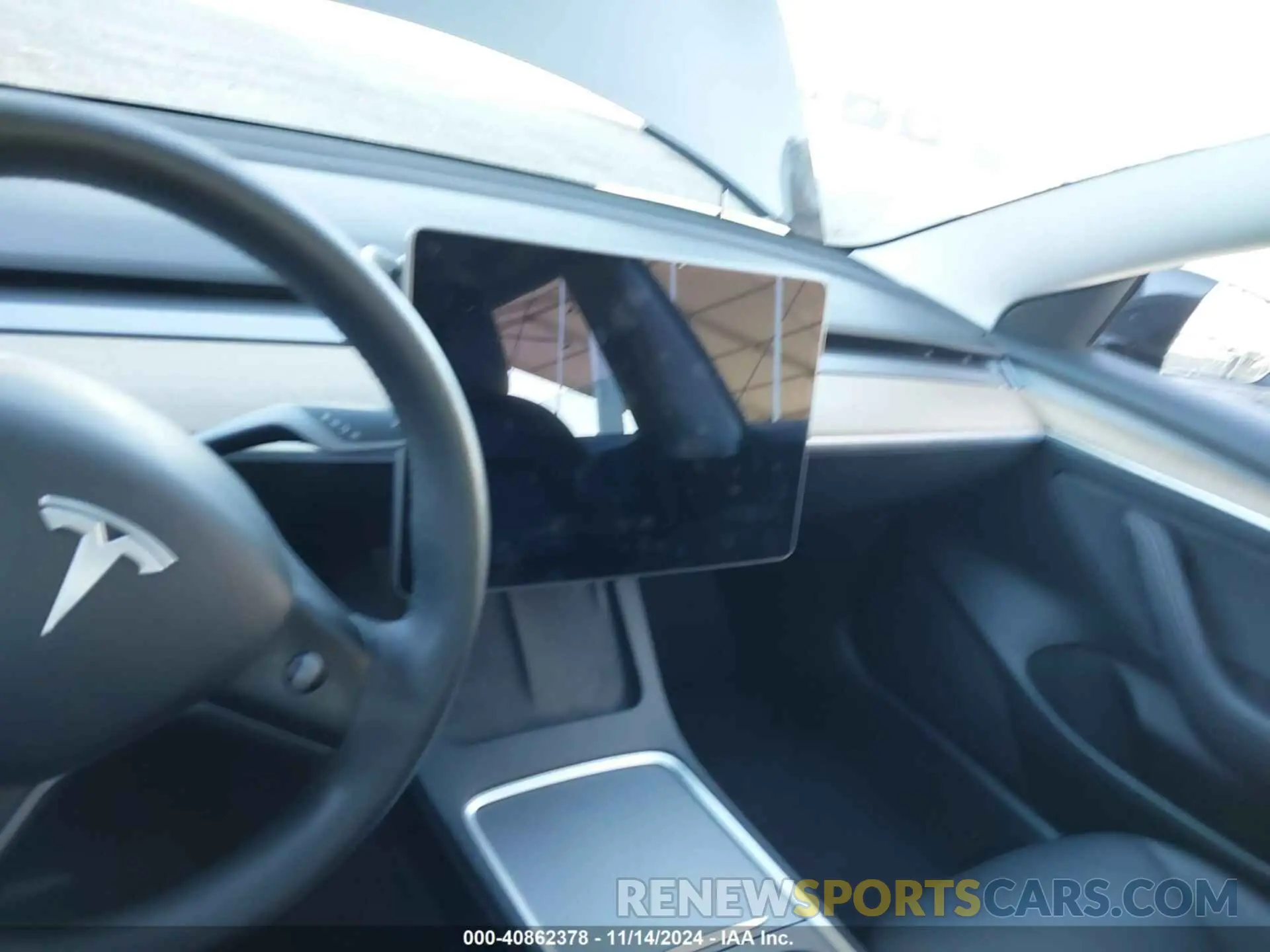15 Фотография поврежденного автомобиля 5YJ3E1EA4MF998473 TESLA MODEL 3 2021
