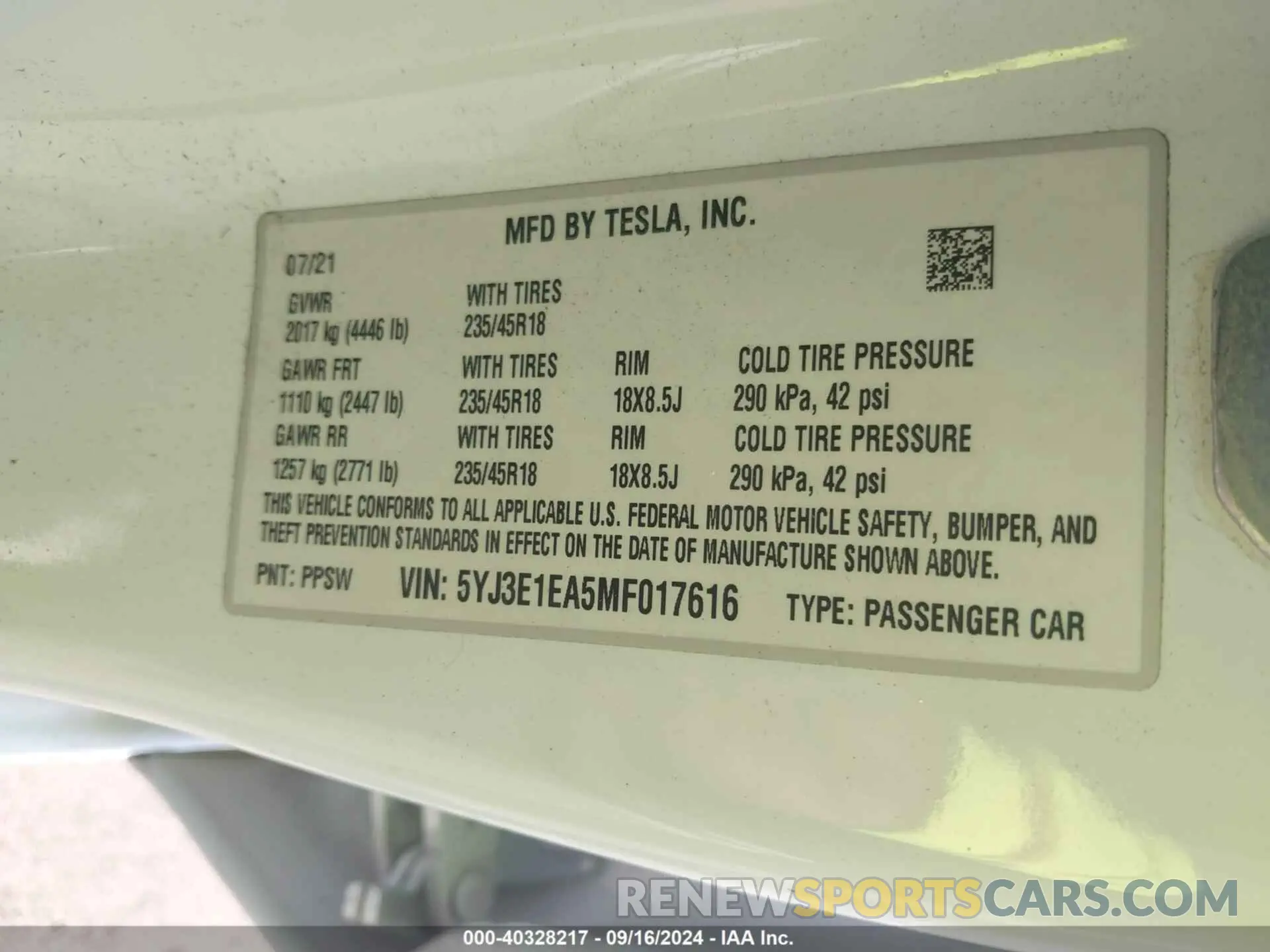 9 Photograph of a damaged car 5YJ3E1EA5MF017616 TESLA MODEL 3 2021