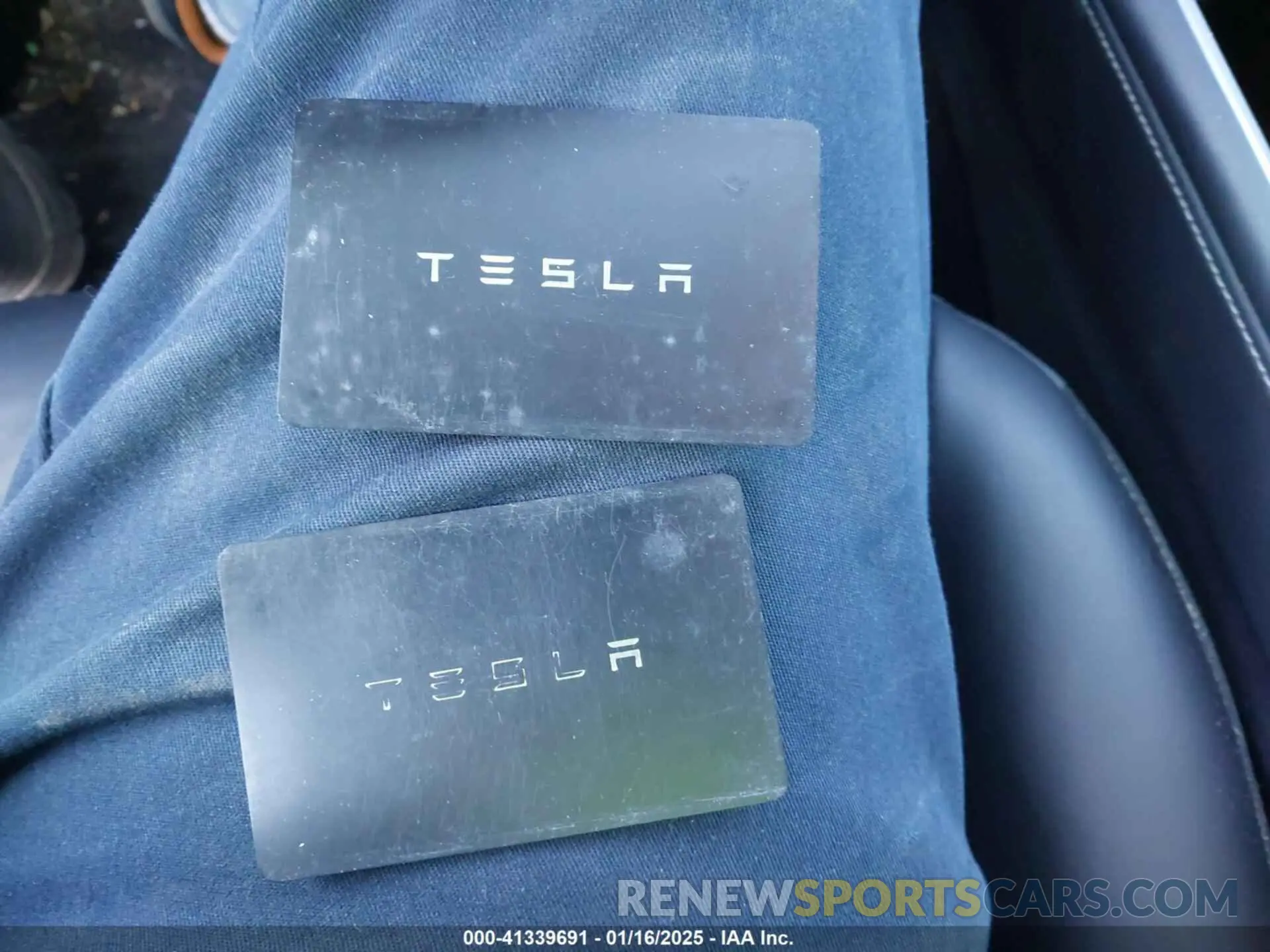 11 Photograph of a damaged car 5YJ3E1EA5MF027577 TESLA MODEL 3 2021