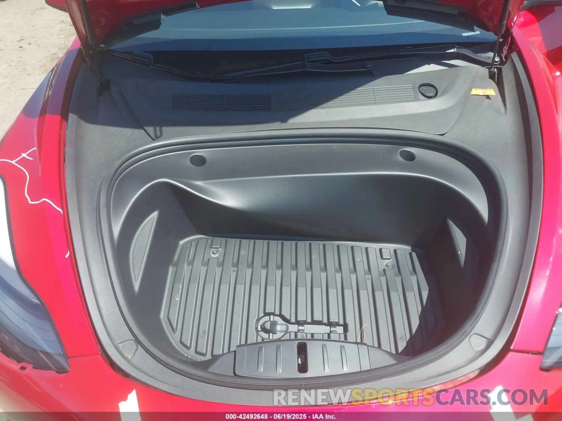 10 Photograph of a damaged car 5YJ3E1EA5MF043407 TESLA MODEL 3 2021