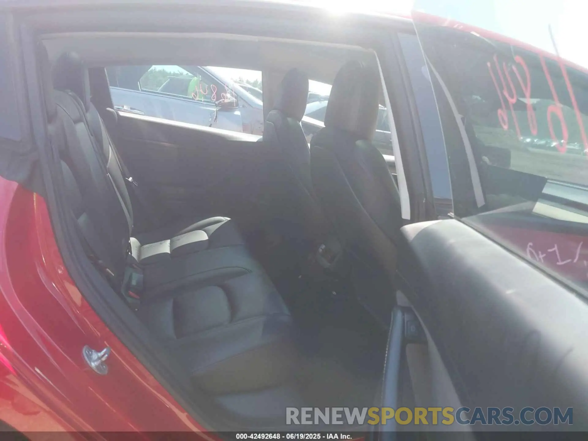 8 Photograph of a damaged car 5YJ3E1EA5MF043407 TESLA MODEL 3 2021