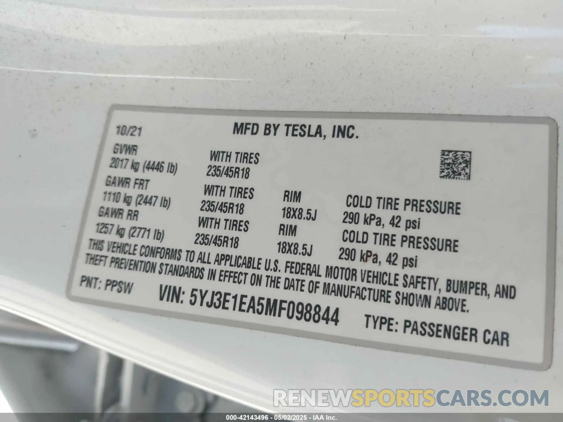 9 Photograph of a damaged car 5YJ3E1EA5MF098844 TESLA MODEL 3 2021