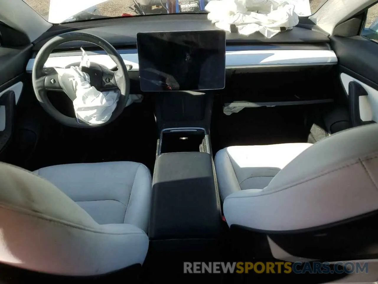 8 Photograph of a damaged car 5YJ3E1EA5MF928934 TESLA MODEL 3 2021