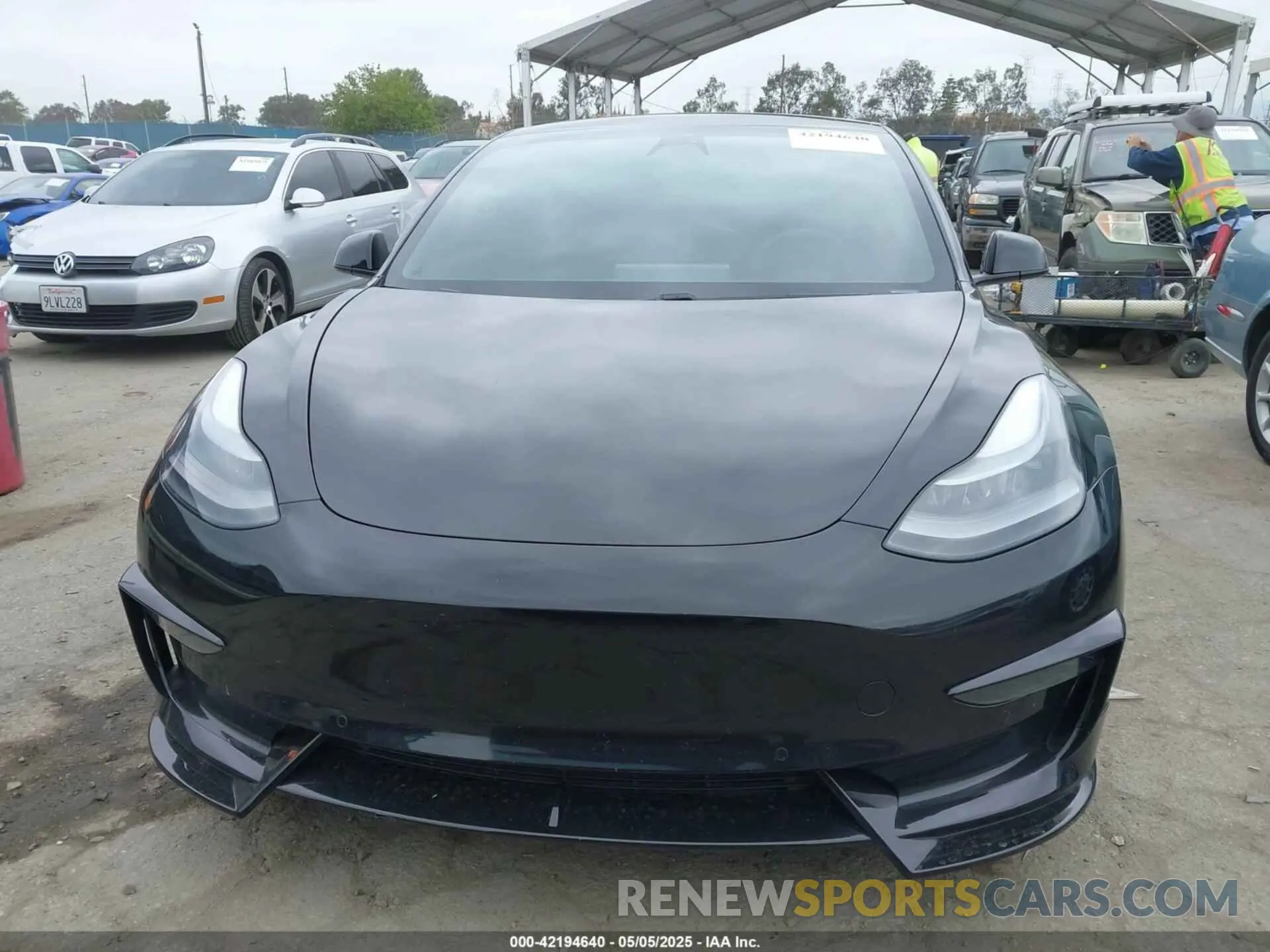 12 Photograph of a damaged car 5YJ3E1EA5MF938928 TESLA MODEL 3 2021