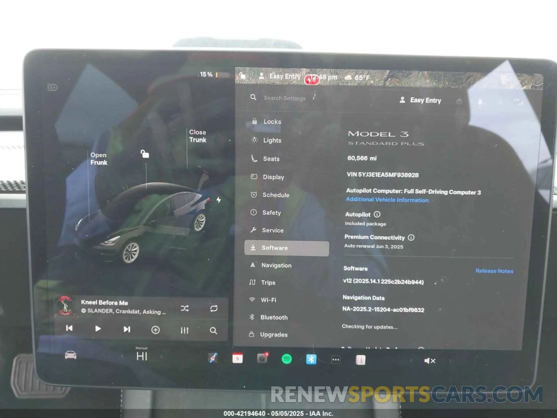 18 Photograph of a damaged car 5YJ3E1EA5MF938928 TESLA MODEL 3 2021