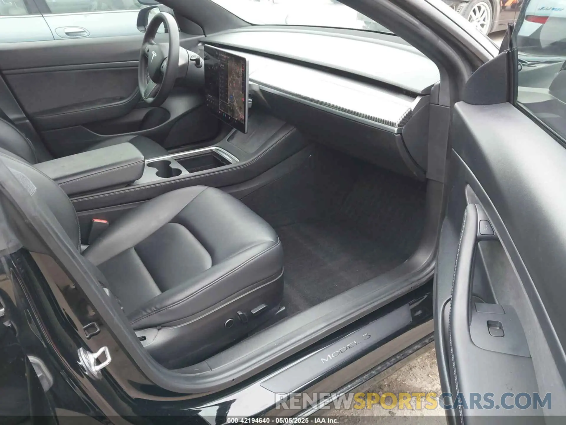5 Photograph of a damaged car 5YJ3E1EA5MF938928 TESLA MODEL 3 2021
