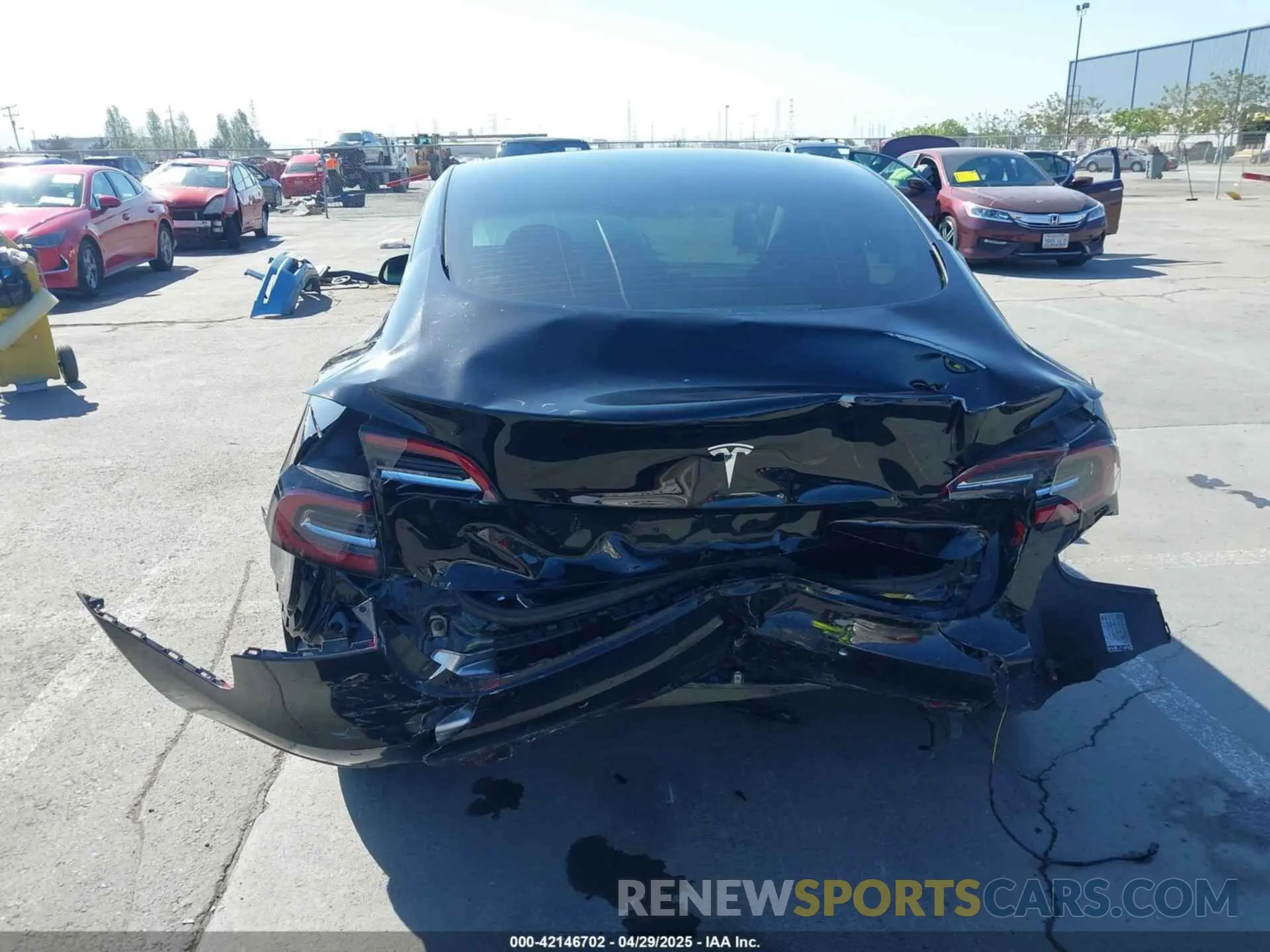 6 Photograph of a damaged car 5YJ3E1EA5MF939299 TESLA MODEL 3 2021