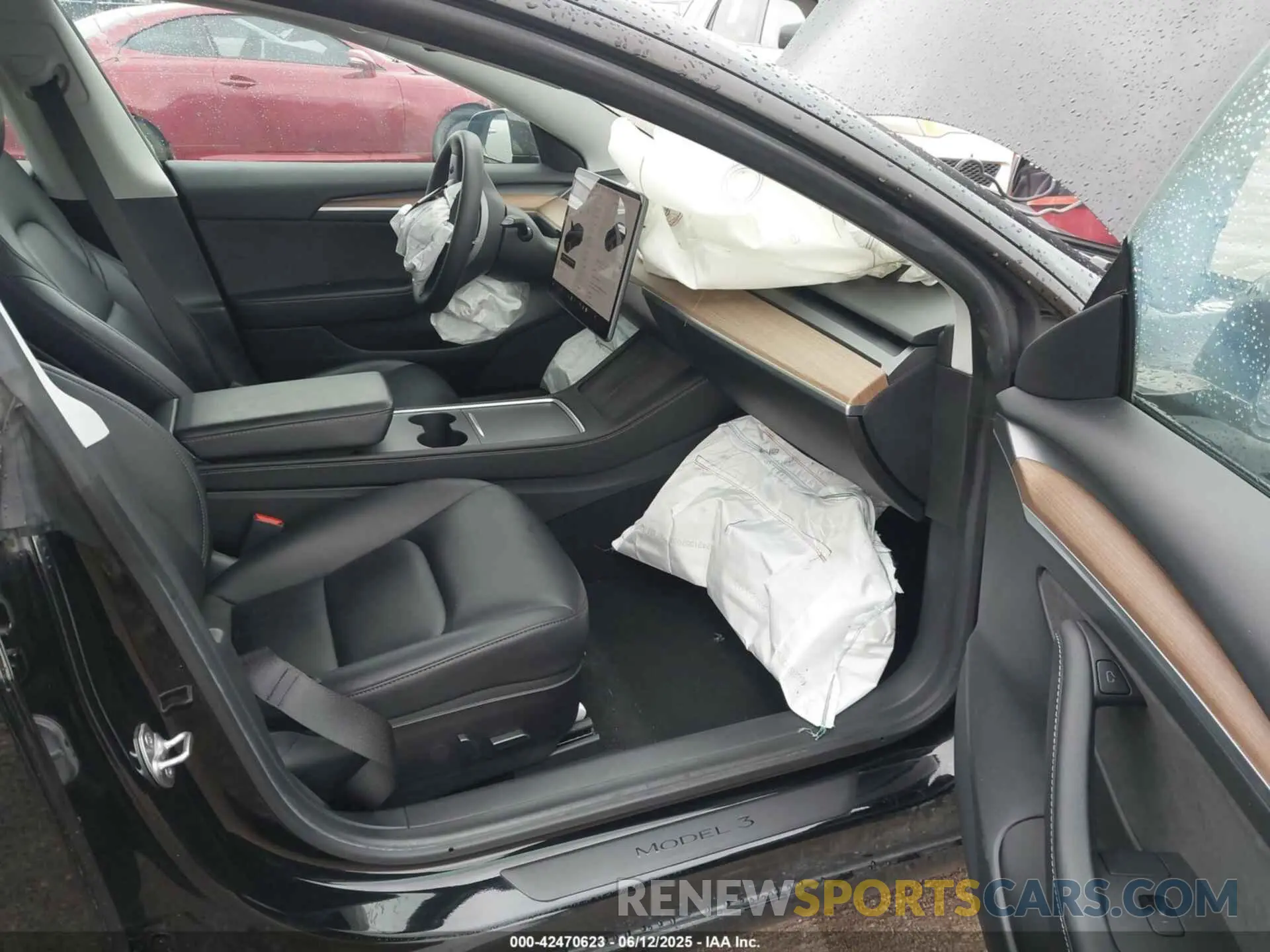 5 Photograph of a damaged car 5YJ3E1EA6MF028124 TESLA MODEL 3 2021
