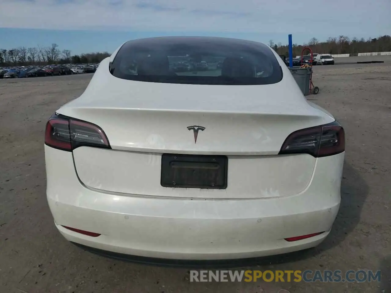 6 Photograph of a damaged car 5YJ3E1EA6MF048261 TESLA MODEL 3 2021