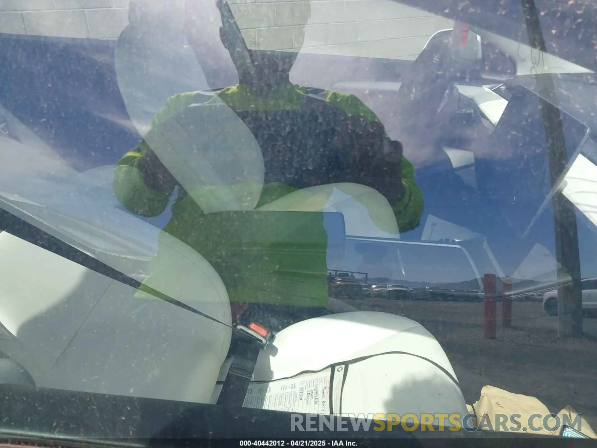 5 Photograph of a damaged car 5YJ3E1EA6MF048339 TESLA MODEL 3 2021