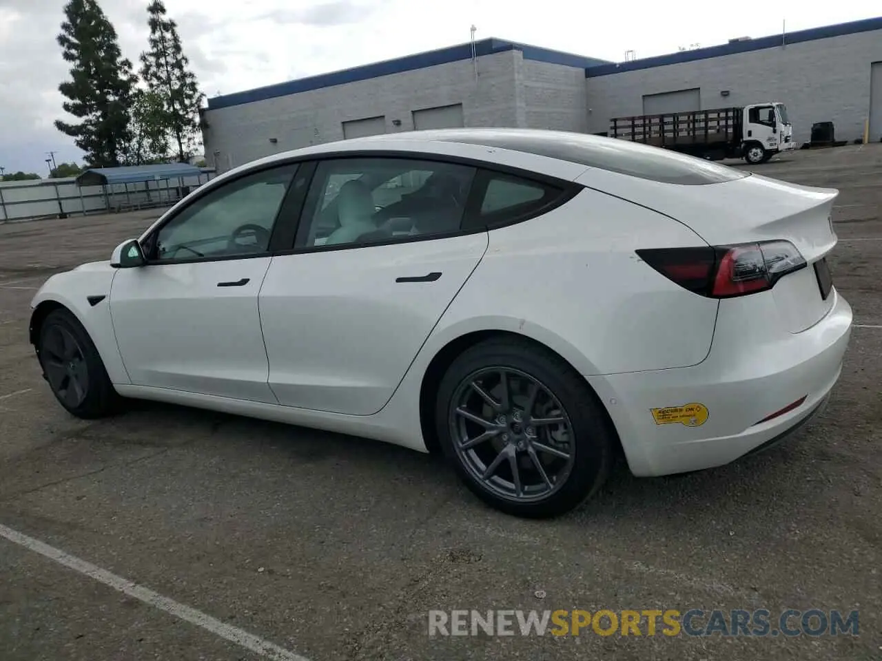 2 Фотография поврежденного автомобиля 5YJ3E1EA6MF066064 TESLA MODEL 3 2021